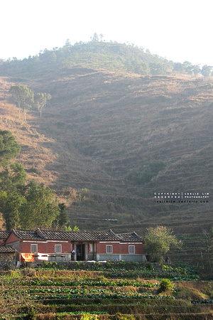 Home by the hill - in Xiang Yun Town